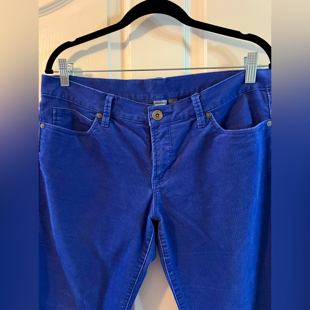 💙 4 for $40 💙 Vibrant Royal Blue Corduroy Jeans